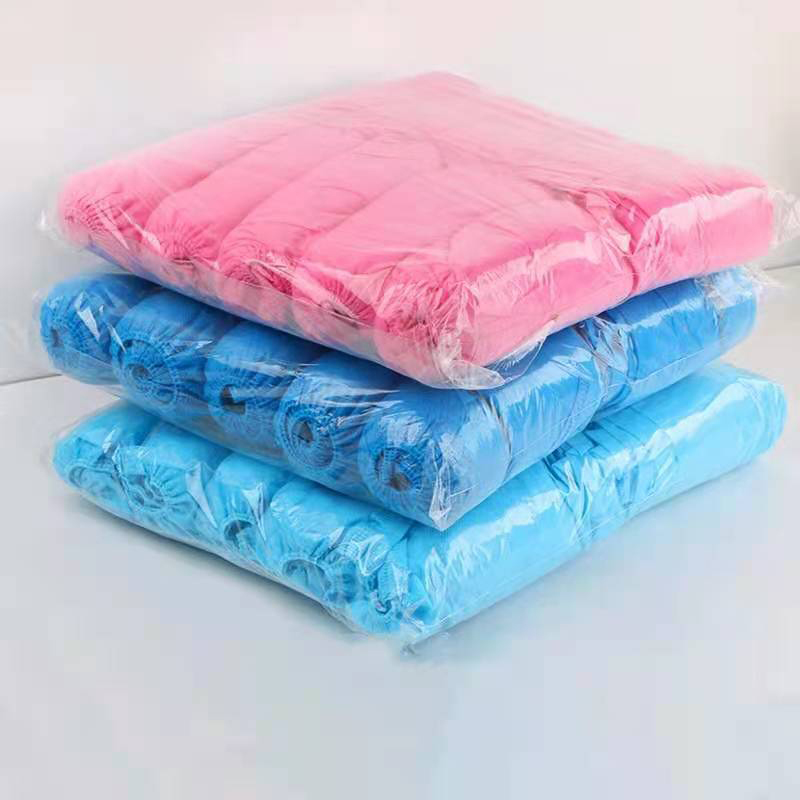 Eldobható cipőfedél